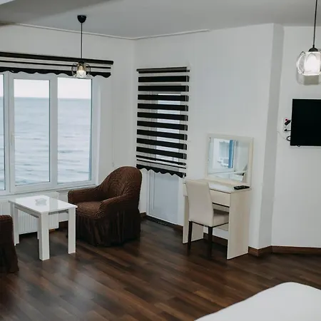 Hotel Grand Koru *
