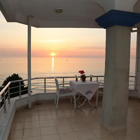 Hotel Grand Koru *