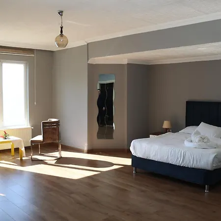 Grand Koru Hotel *